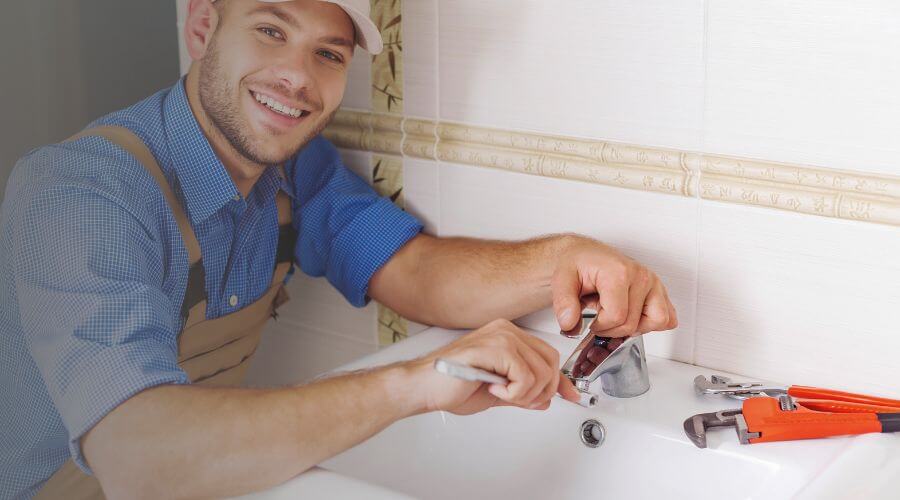 Professional clogged drains services in Michigan City, IN